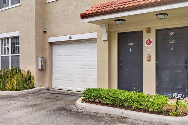 5880 W Sample Road 206, Coral Springs, FL 33067
