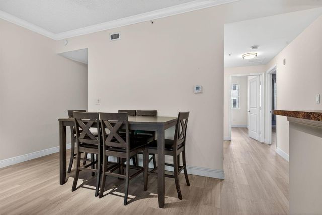 5880 W Sample Road 206, Coral Springs, FL 33067