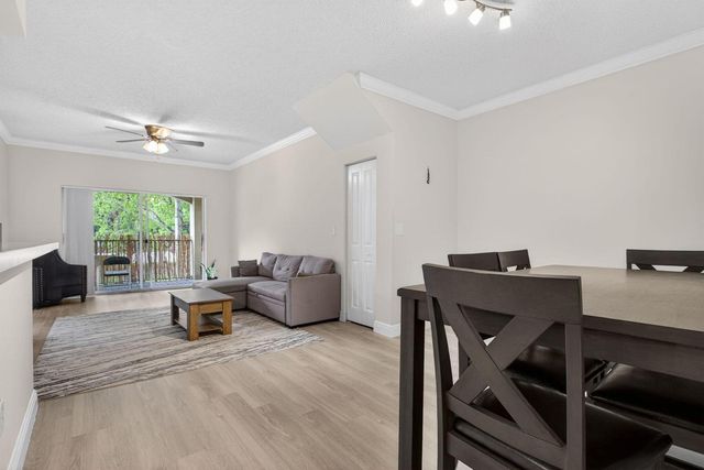 5880 W Sample Road 206, Coral Springs, FL 33067