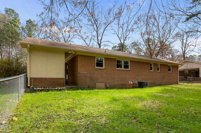 2415 Sparwood Drive, Durham, NC 27705