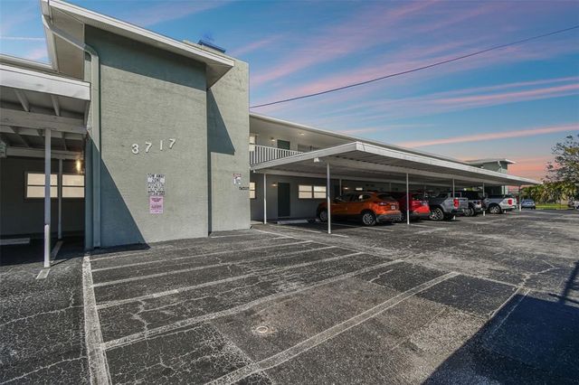 3717 46TH AVENUE S 7, St Petersburg, FL 33711