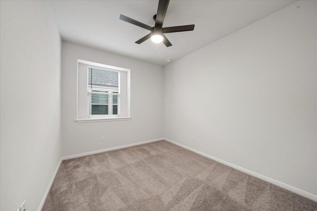 117 Falkland ST, Hutto, TX 78634