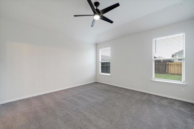 117 Falkland ST, Hutto, TX 78634