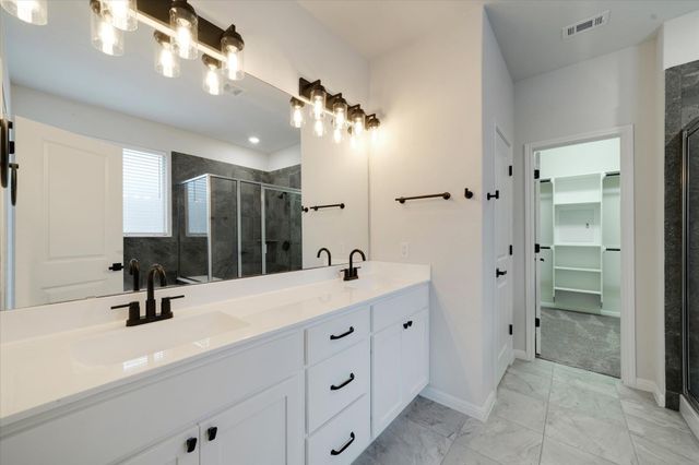 117 Falkland ST, Hutto, TX 78634