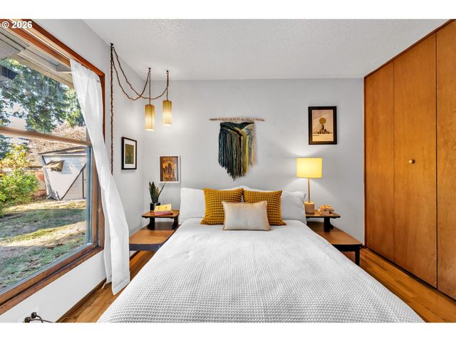 8101 Se 57TH Ave, Portland, OR 97206