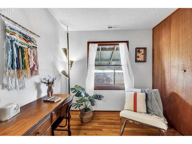 8101 Se 57TH Ave, Portland, OR 97206
