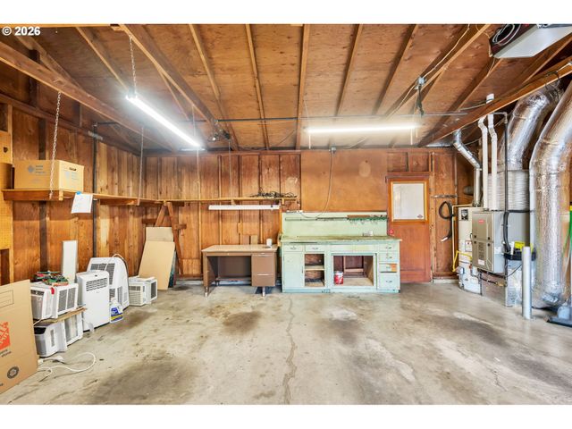 8101 Se 57TH Ave, Portland, OR 97206