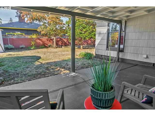 8101 Se 57TH Ave, Portland, OR 97206