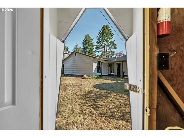 8101 Se 57TH Ave, Portland, OR 97206