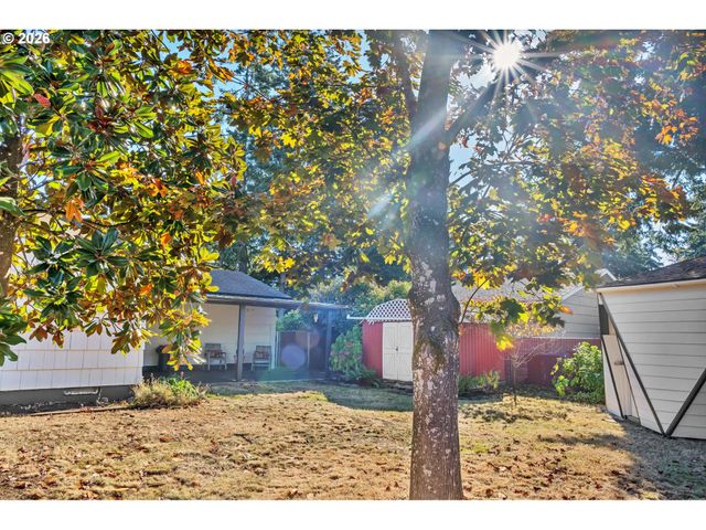 8101 Se 57TH Ave, Portland, OR 97206