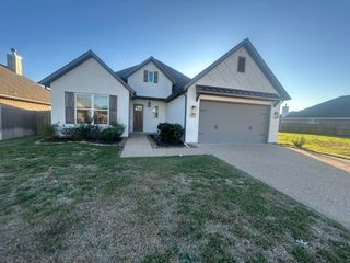 2905 Captain Court, Bryan, TX 77808