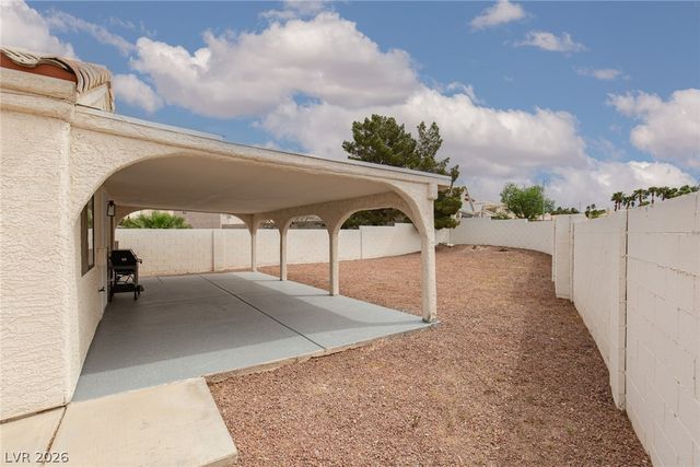 352 Lander Drive, Henderson, NV 89074