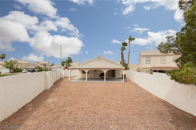 352 Lander Drive, Henderson, NV 89074