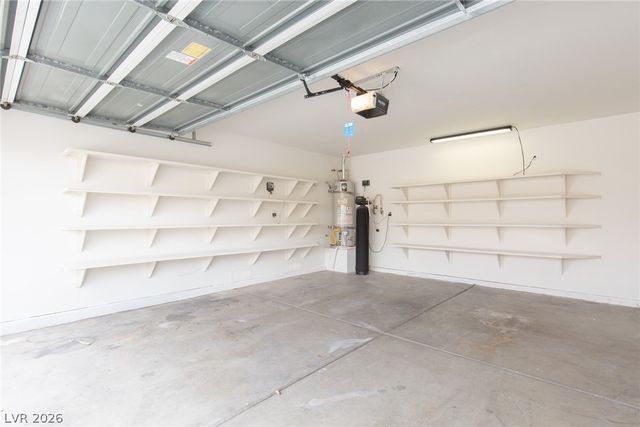 352 Lander Drive, Henderson, NV 89074