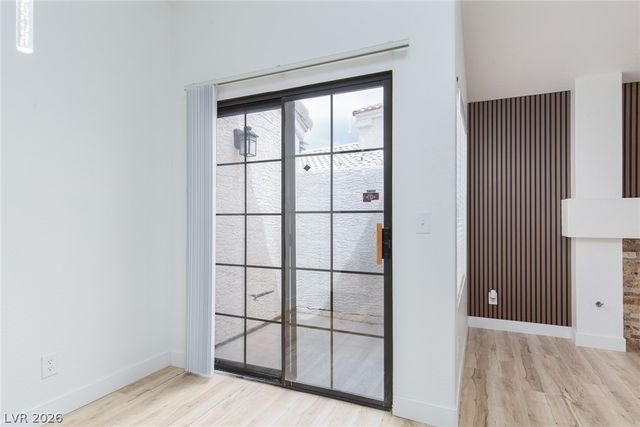 352 Lander Drive, Henderson, NV 89074