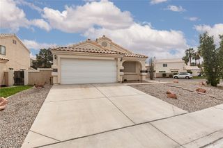 352 Lander Drive, Henderson, NV 89074