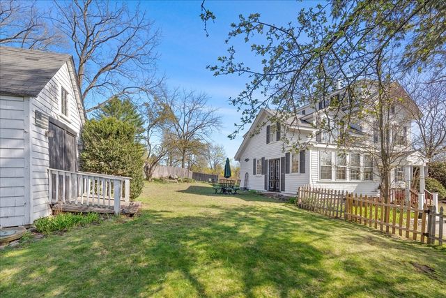 1069 Central Ave, Needham, MA 02492