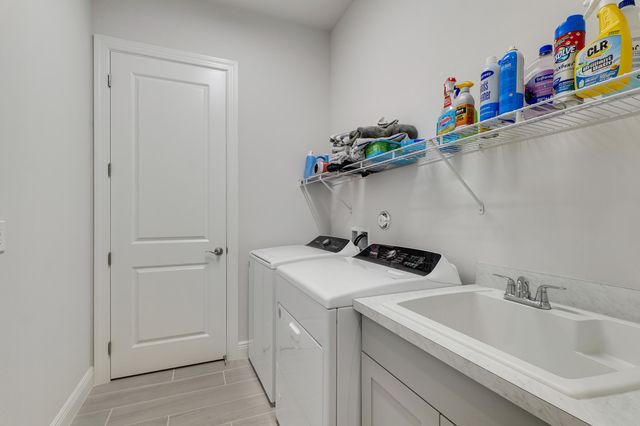 10041 Regency Way, Palm Beach Gardens, FL 33412