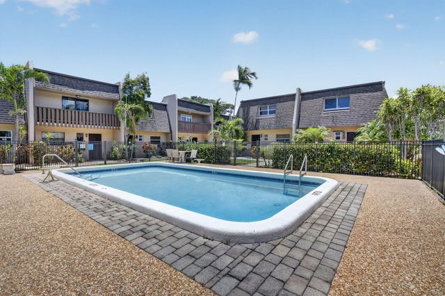 2520 Van Buren Street 4, Hollywood, FL 33020