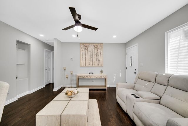 1948 Mckinley Street, Gary, IN 46404