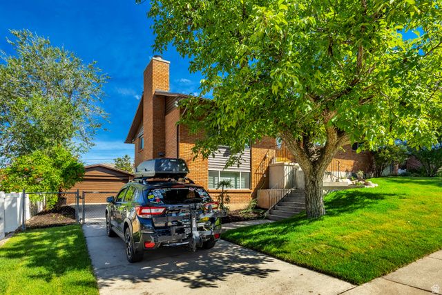 2555 E ELM AVE, Salt Lake City, UT 84109