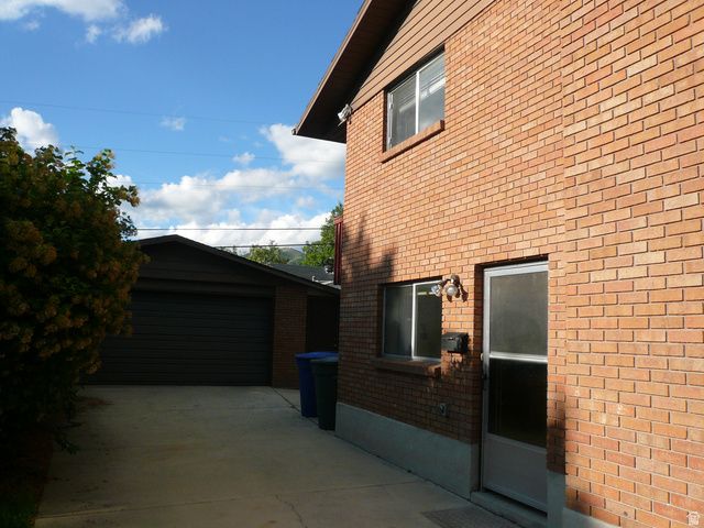 2555 E ELM AVE, Salt Lake City, UT 84109