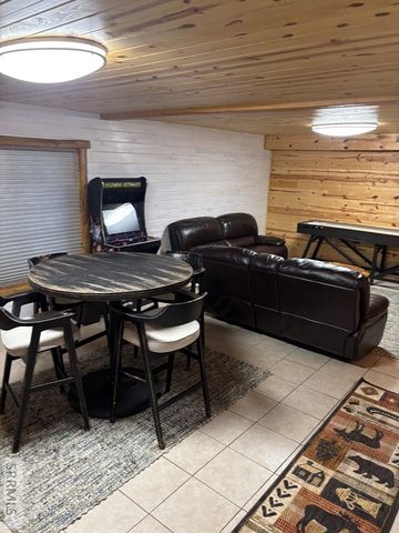 4240 Grandview Road, Island Park, ID 83429