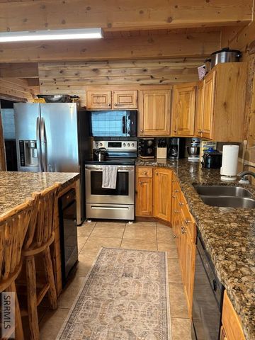 4240 Grandview Road, Island Park, ID 83429