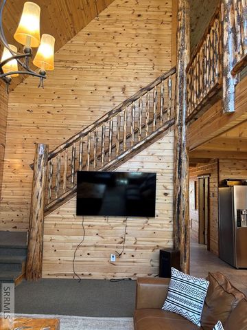 4240 Grandview Road, Island Park, ID 83429