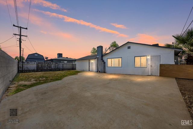 3212 Timothy Street, Bakersfield, CA 93304