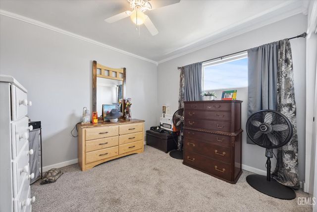 3212 Timothy Street, Bakersfield, CA 93304