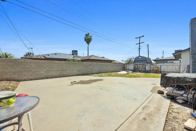 3212 Timothy Street, Bakersfield, CA 93304