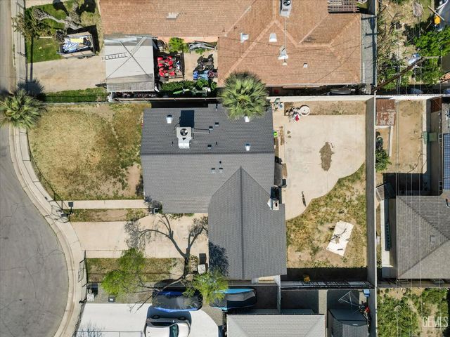 3212 Timothy Street, Bakersfield, CA 93304