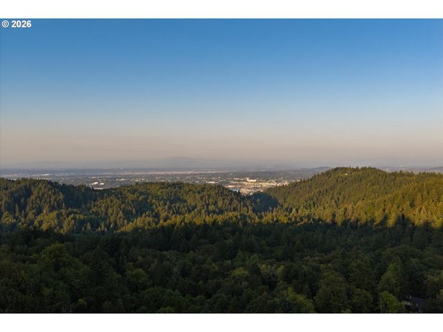 318 Nw SKYLINE Blvd, Portland, OR 97210