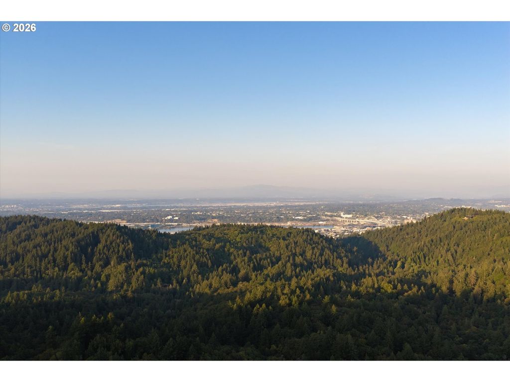 318 Nw SKYLINE Blvd, Portland, OR 97210