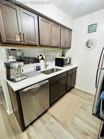 34680 Huntley Drive K-36, Sterling Heights, MI 48312