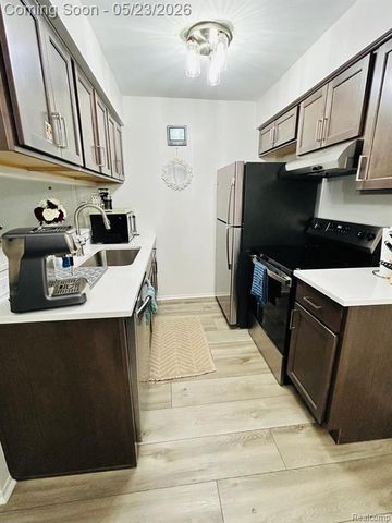 34680 Huntley Drive K-36, Sterling Heights, MI 48312