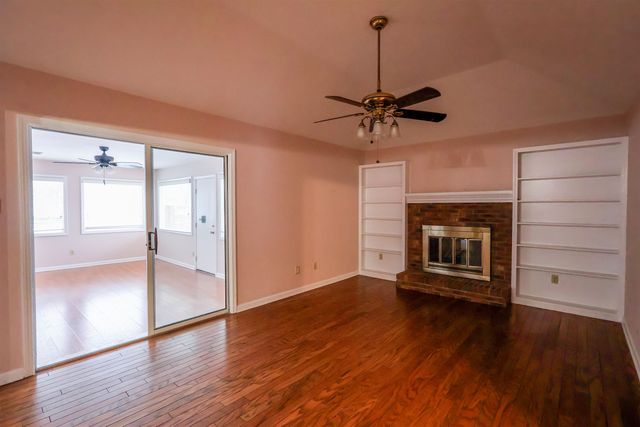 8712 GRAGG RD, Millington, TN 38053