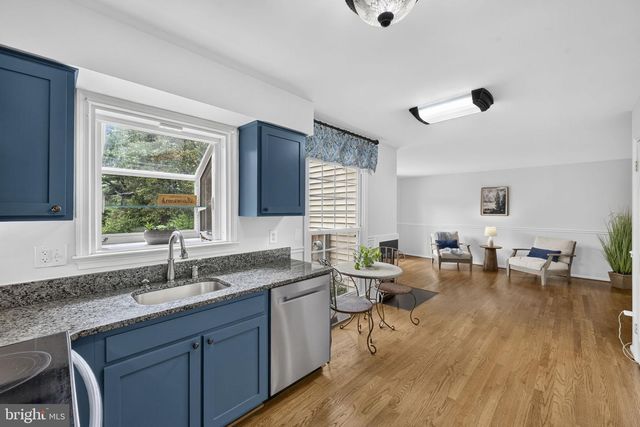 6134 WICKLOW DR, Burke, VA 22015