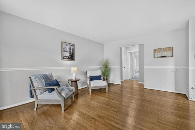 6134 WICKLOW DR, Burke, VA 22015