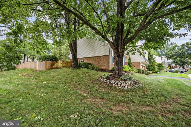 6134 WICKLOW DR, Burke, VA 22015