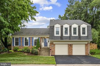 6134 WICKLOW DR, Burke, VA 22015