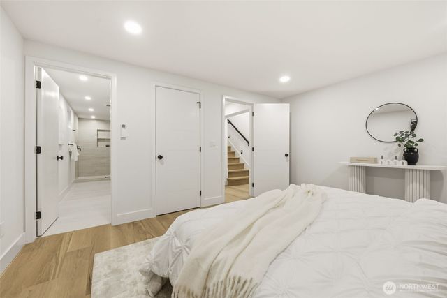 19531 55th Avenue NE, Lake Forest Park, WA 98155