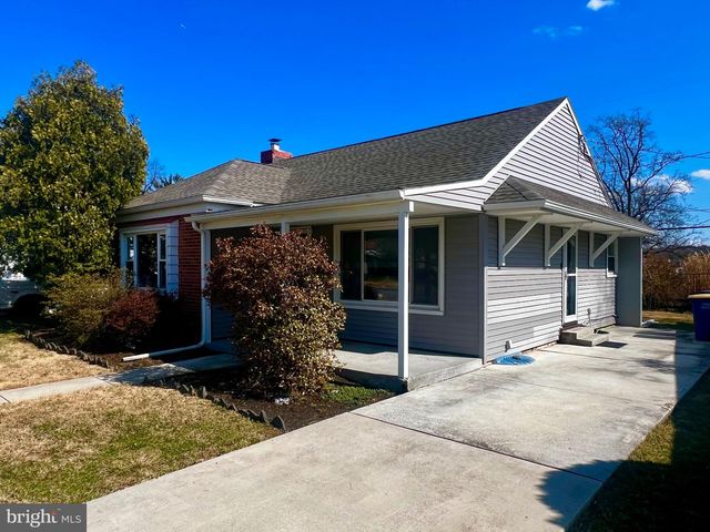 1191 SHOREHAM RD, Camp Hill, PA 17011