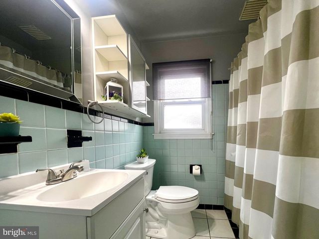 1191 SHOREHAM RD, Camp Hill, PA 17011