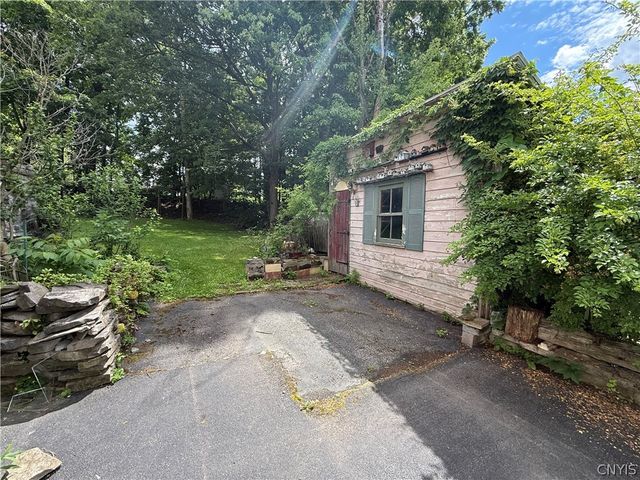 211 Center Street, Manlius, NY 13066