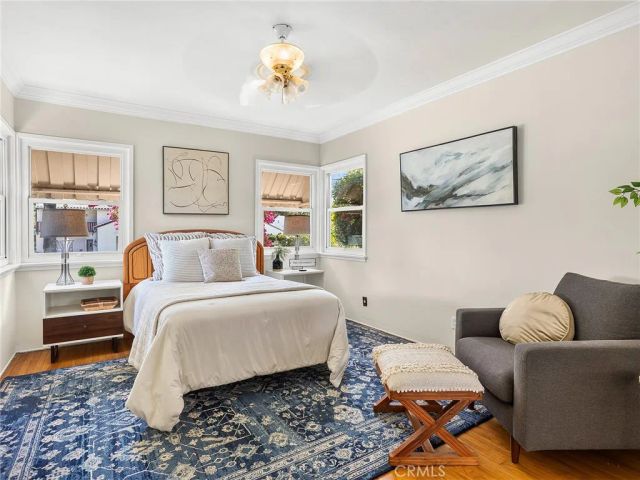 524 S Bel Aire Drive, Burbank, CA 91501