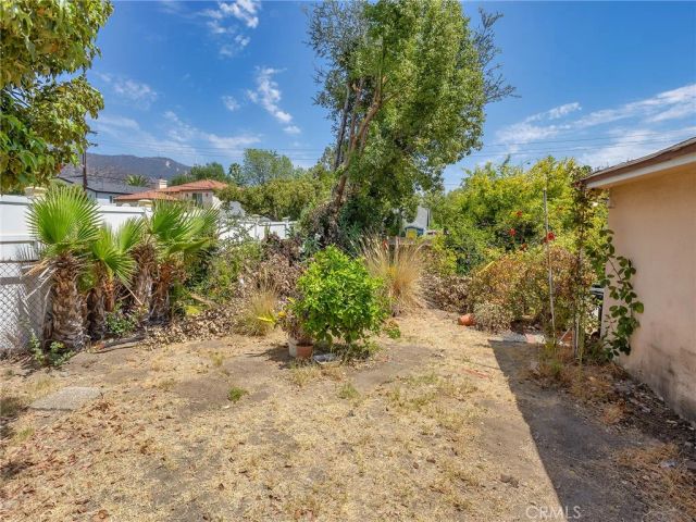 524 S Bel Aire Drive, Burbank, CA 91501