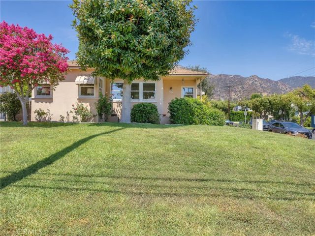524 S Bel Aire Drive, Burbank, CA 91501