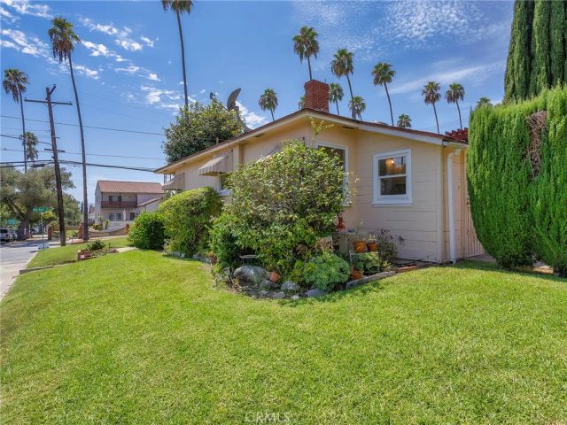 524 S Bel Aire Drive, Burbank, CA 91501